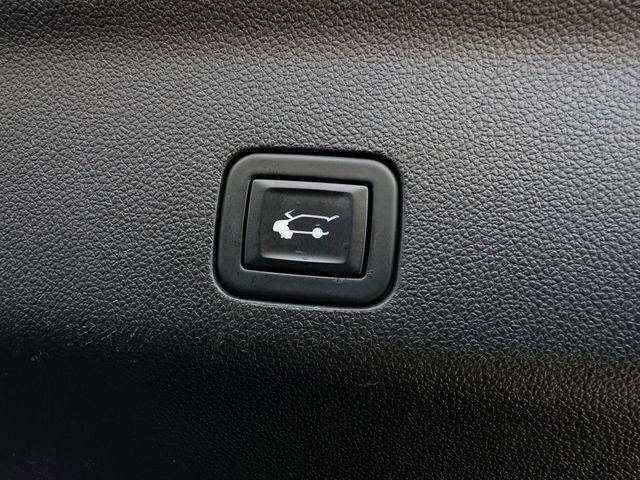 Used 2021 Cadillac Escalade Sport Platinum w/ Heavy-Duty Trailer Package image 45