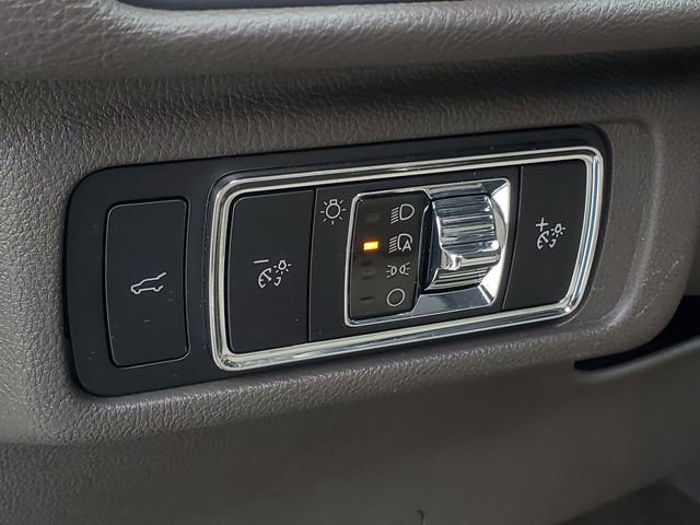 Certified 2024 Lincoln Corsair Reserve w/ Equipment Group 201A image 12