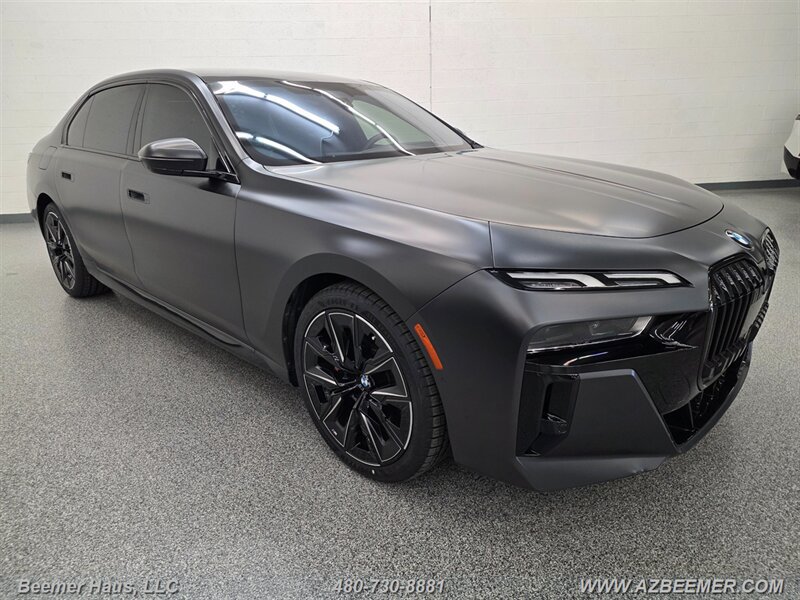 Used 2023 BMW 760i xDrive AWD/4WD image 13