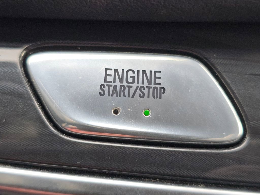 Used 2020 Buick Enclave Essence w/ Sport Touring Edition image 35