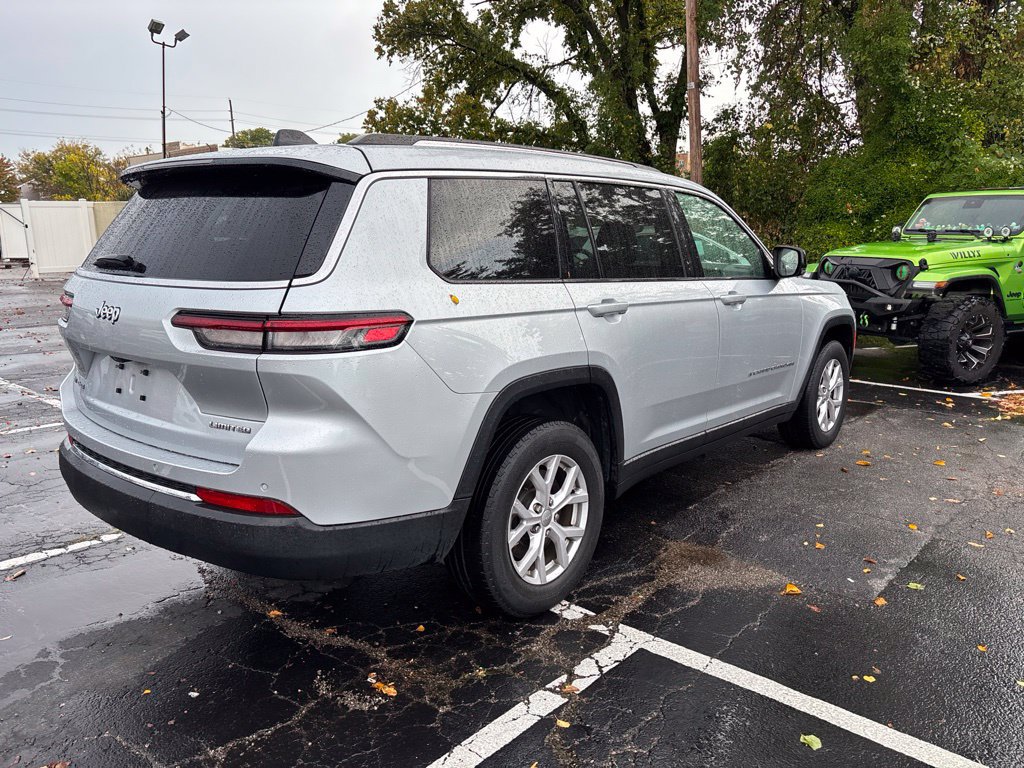 Used 2021 Jeep Grand Cherokee L Limited AWD/4WD image 3