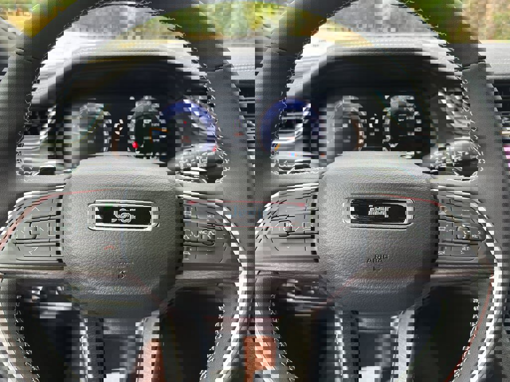 New 2025 Jeep Grand Cherokee Limited image 13