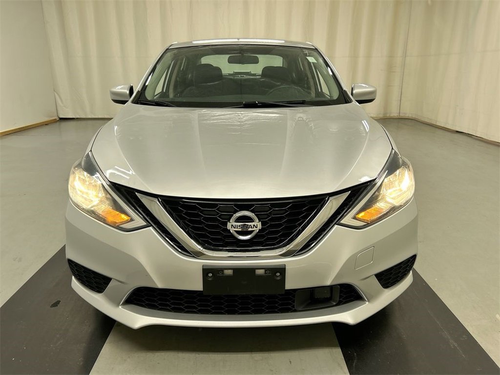 Used 2018 Nissan Sentra SV image 3