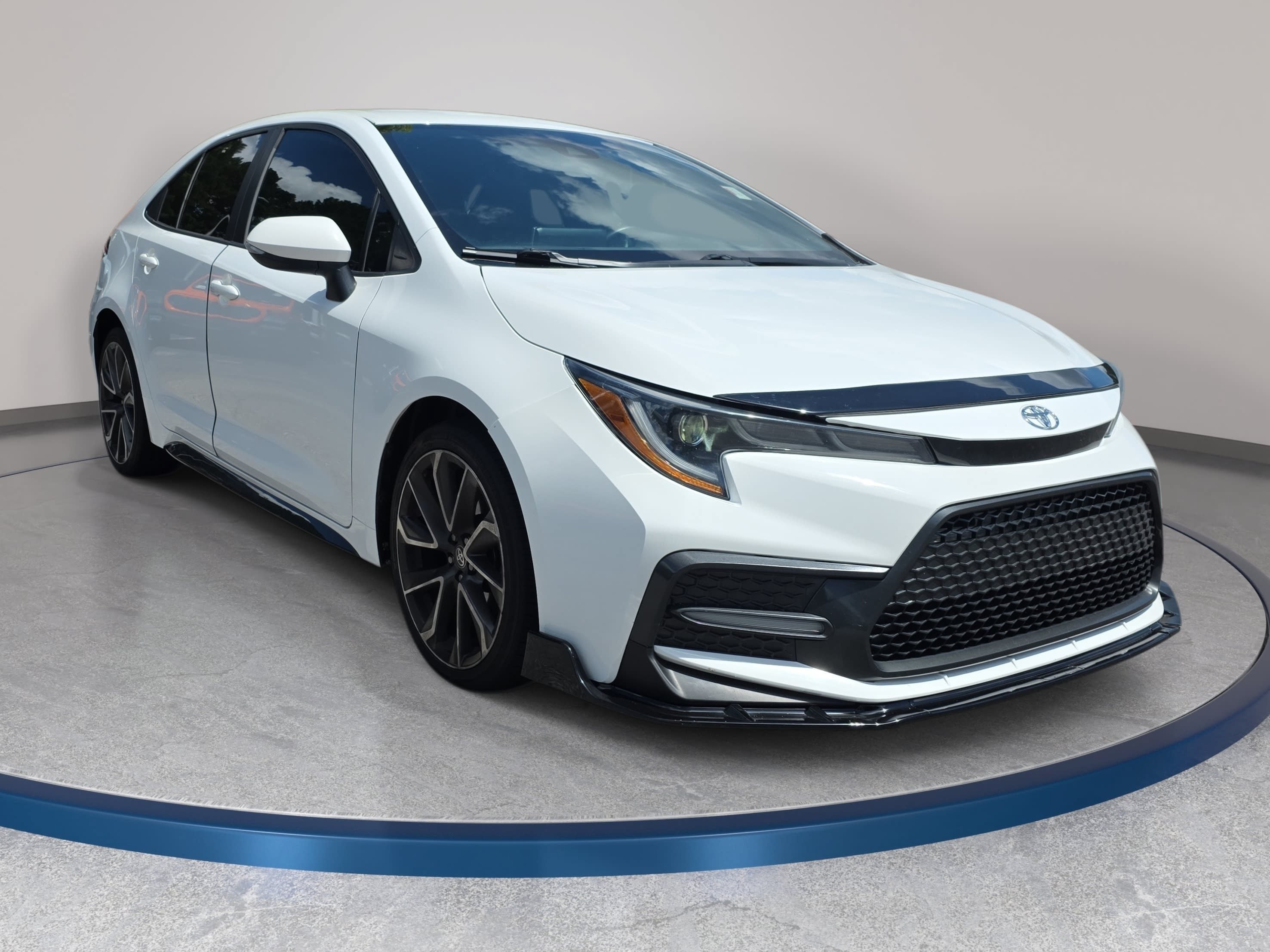 Used 2020 Toyota Corolla SE FWD image 3