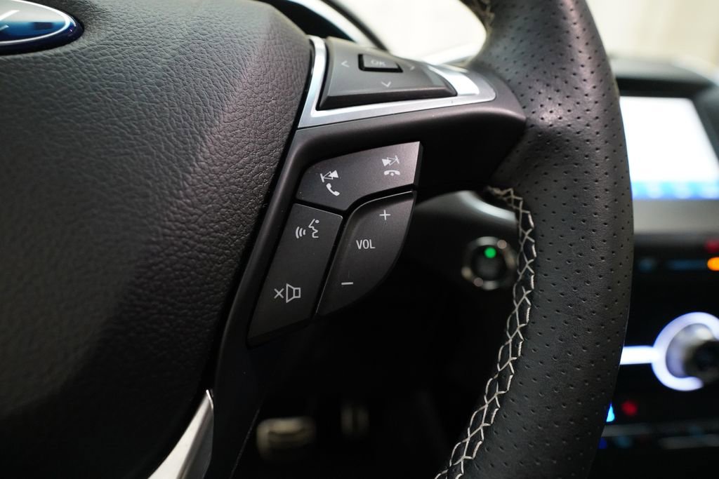 Used 2020 Ford Edge ST w/ Equipment Group 401A AWD/4WD image 21