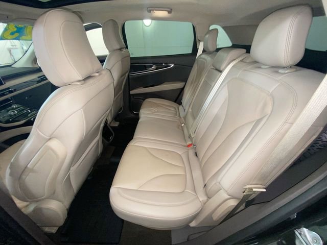 Used 2023 Lincoln Nautilus Reserve AWD/4WD image 28