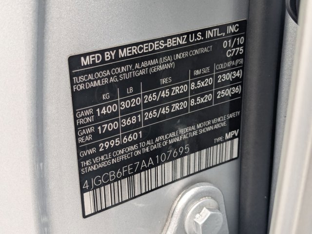 Used 2010 Mercedes-Benz R 350 4MATIC image 28