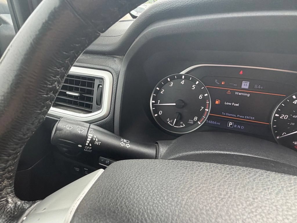 Used 2021 Nissan Titan SV w/ SV Convenience Package RWD image 53
