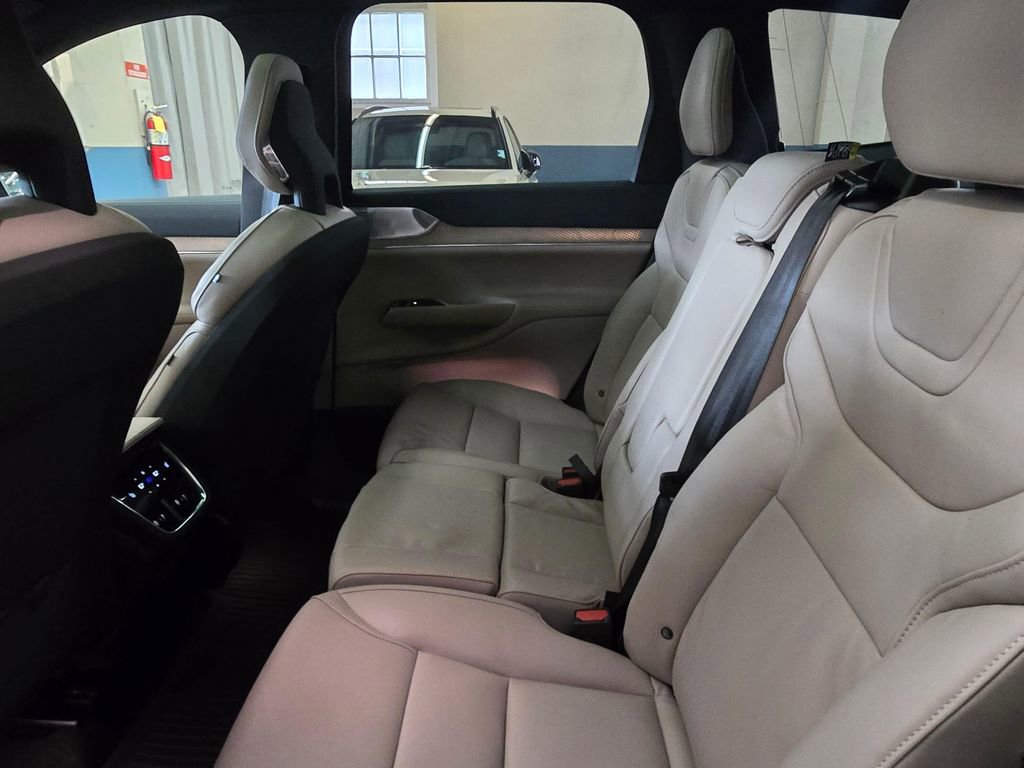 New 2026 Volvo EX90 Ultra AWD/4WD image 16