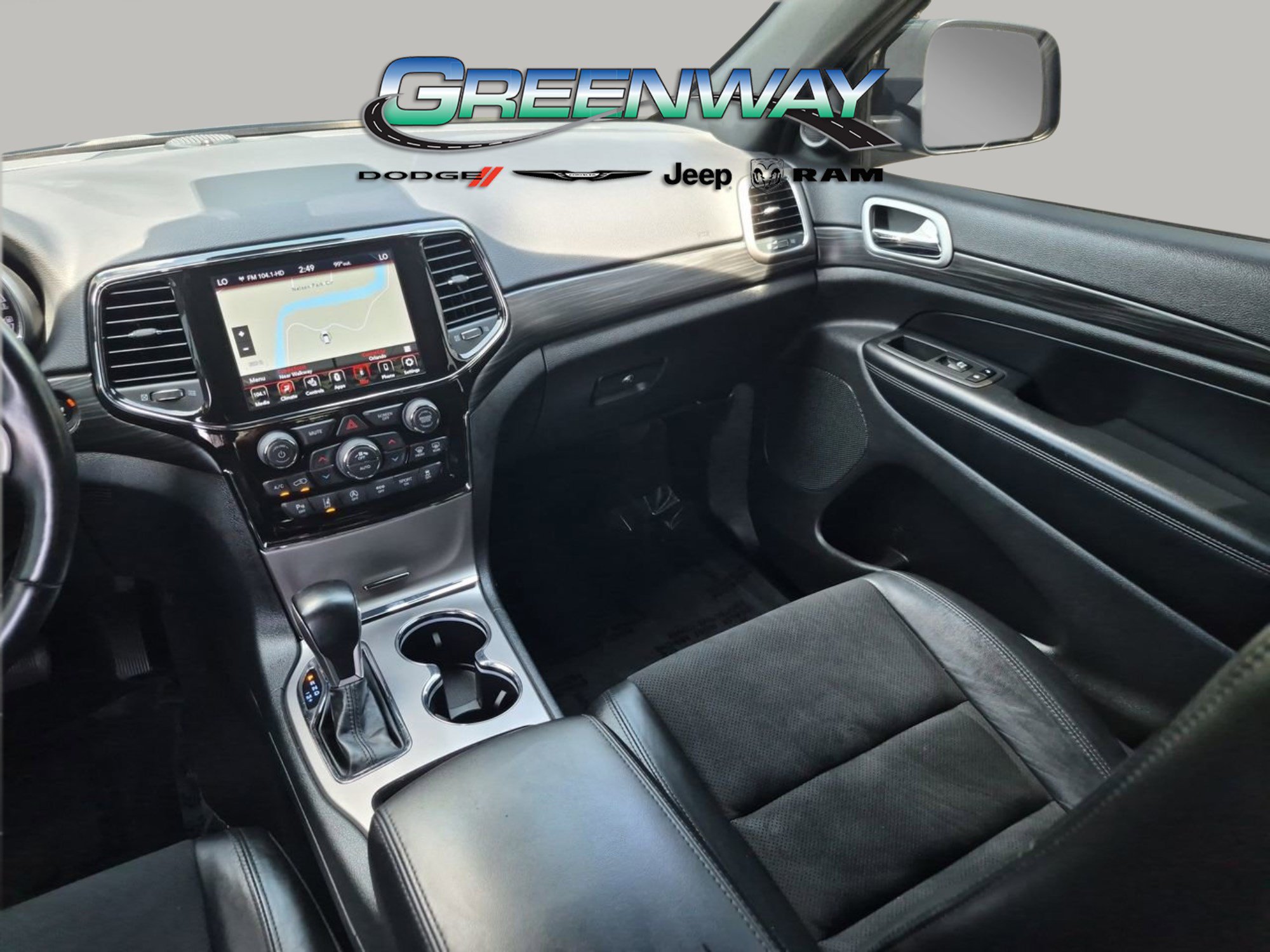 Used 2022 Jeep Grand Cherokee Laredo X RWD image 12