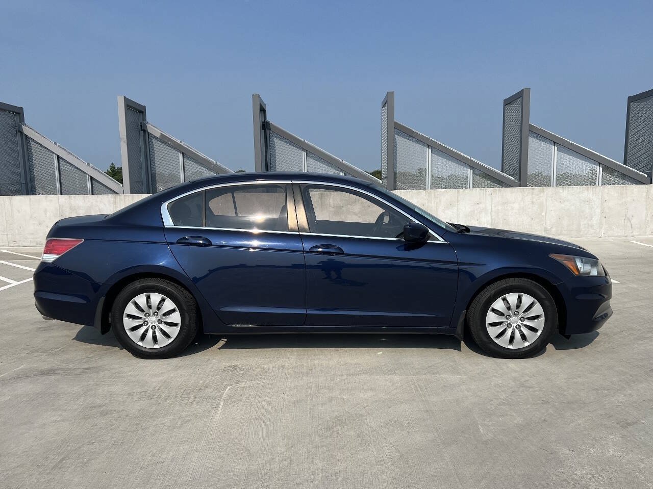 Used 2012 Honda Accord LX image 7