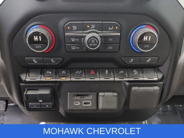 Used 2021 Chevrolet Silverado 1500 LT image 19