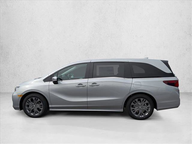 New 2026 Honda Odyssey Touring image 5