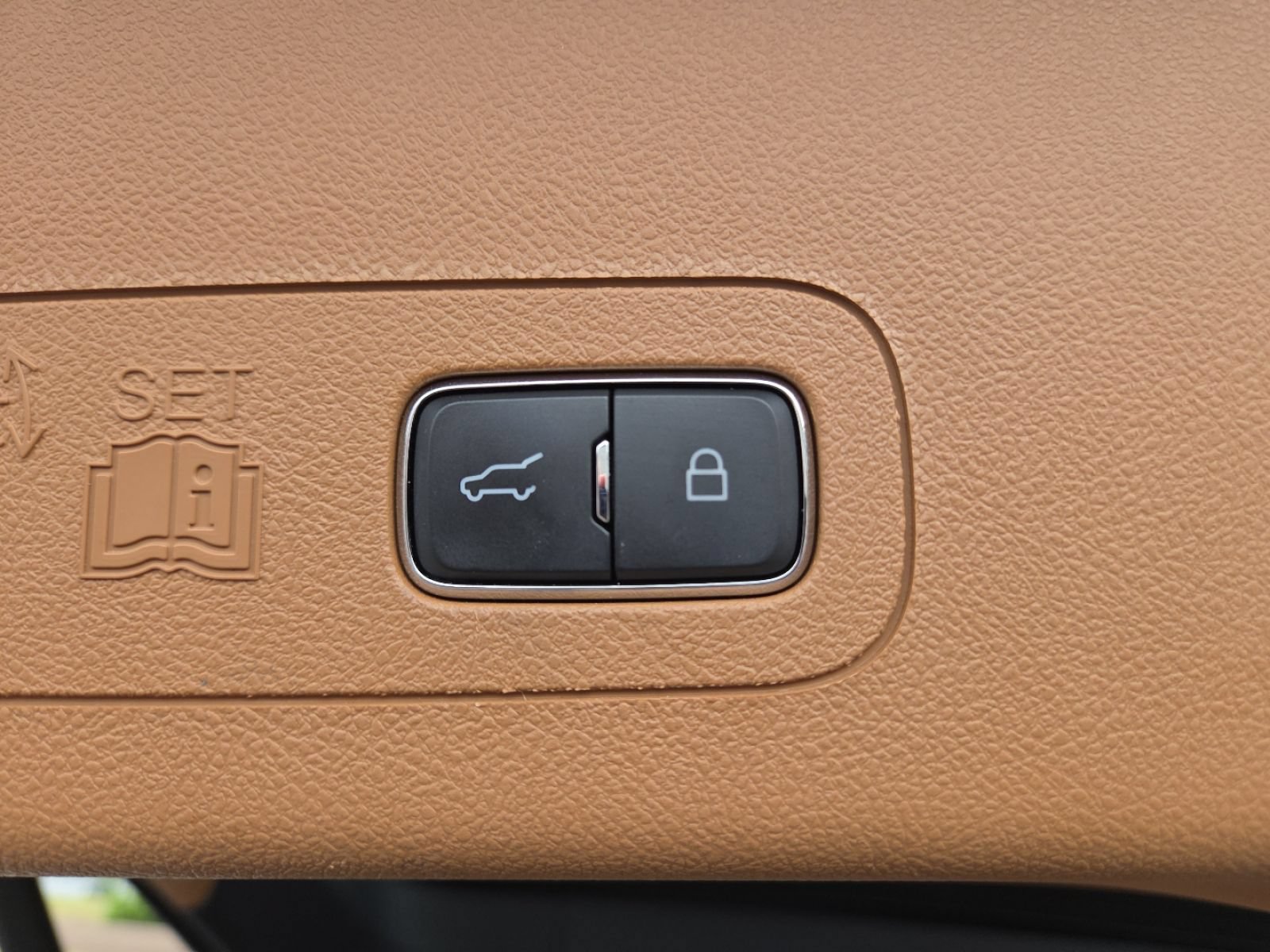 Used 2023 Lincoln Aviator Black Label AWD/4WD image 24