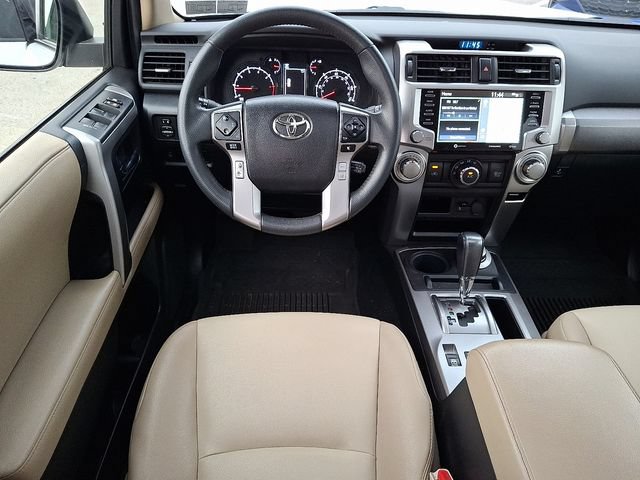 Used 2021 Toyota 4Runner SR5 Premium w/ Moonroof Package AWD/4WD image 8