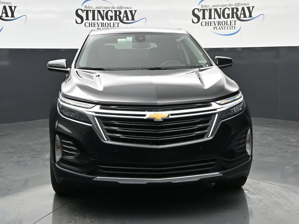 Used 2024 Chevrolet Equinox LT AWD/4WD image 2