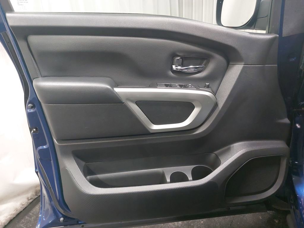 Certified 2024 Nissan Titan SV w/ SV Convenience Package image 26