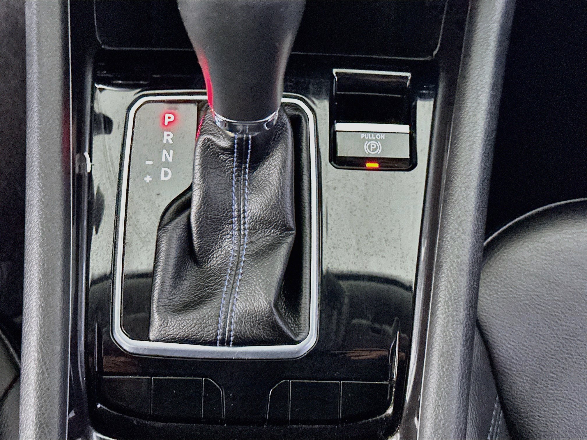 Used 2022 Jeep Compass Latitude FWD image 24