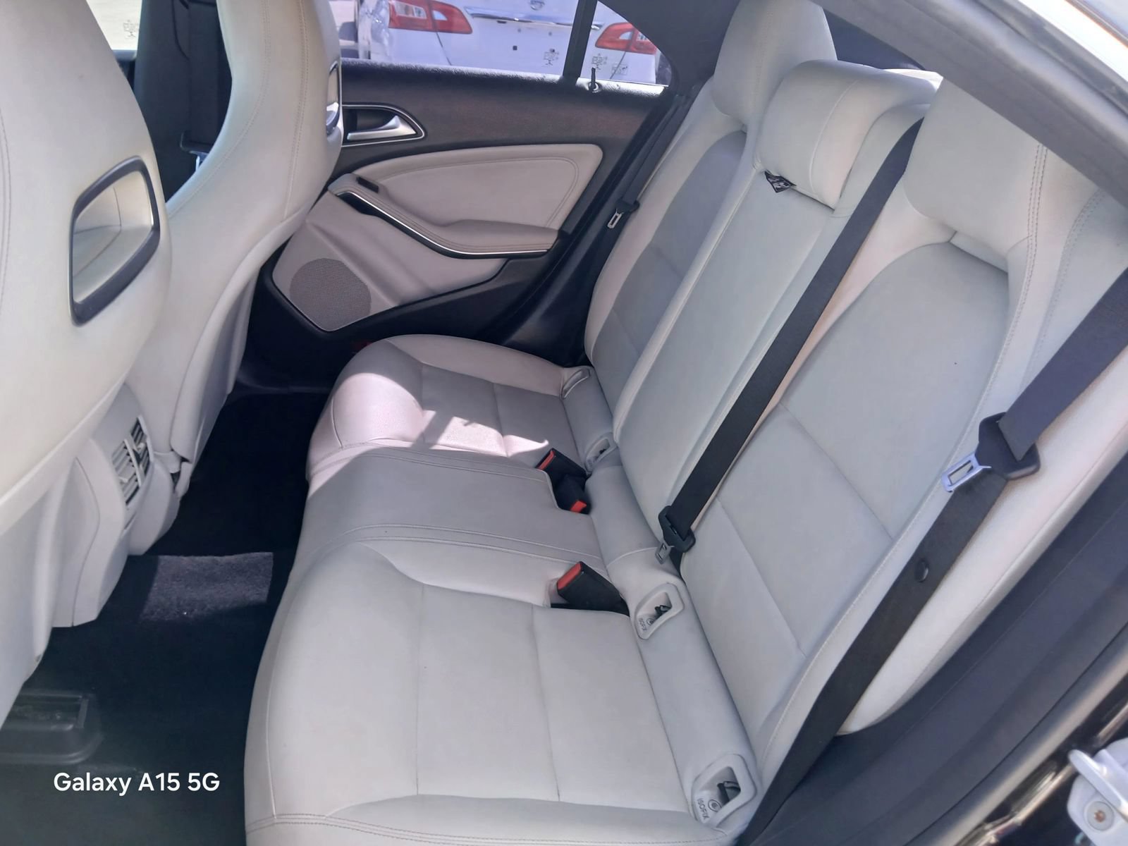 Used 2014 Mercedes-Benz CLA 250 image 11
