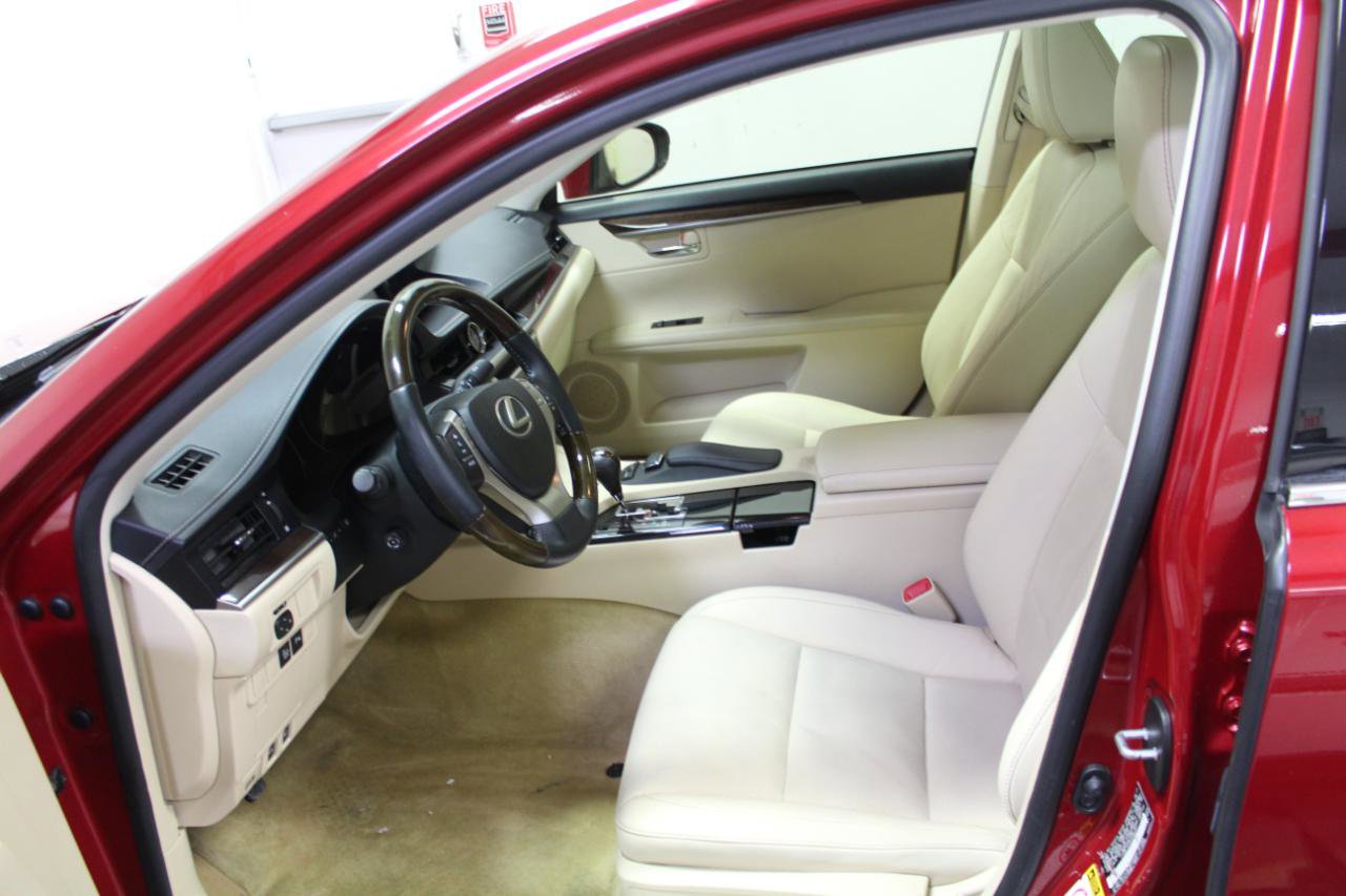 Used 2013 Lexus ES 350 w/ Luxury Pkg image 20