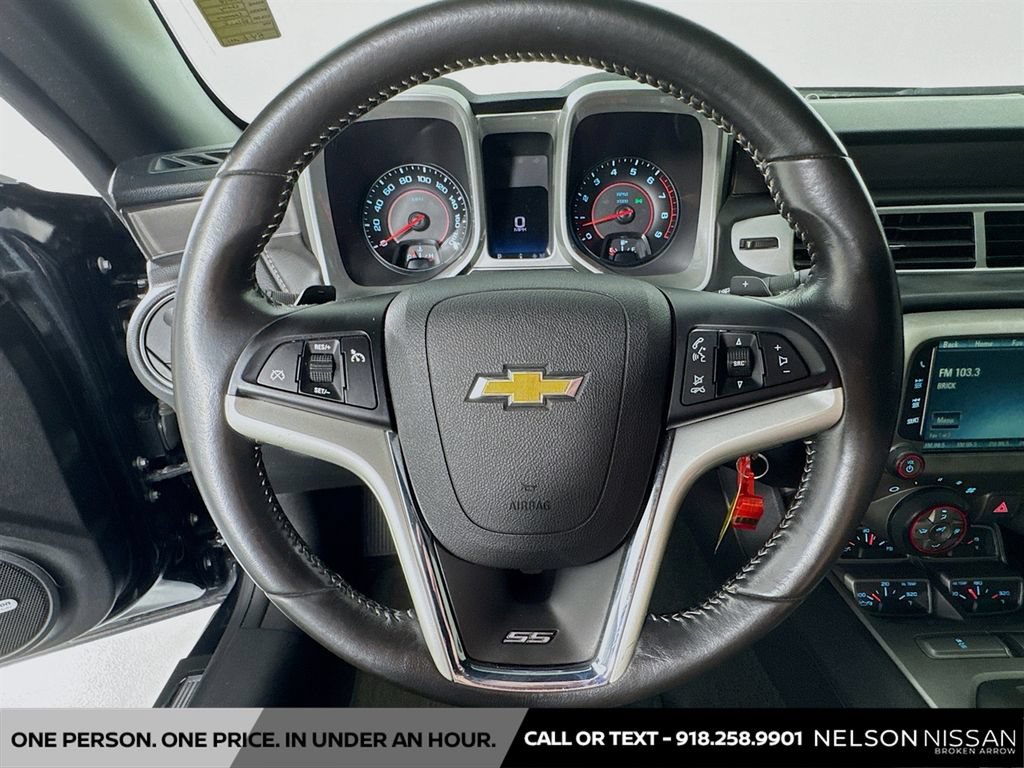 Used 2014 Chevrolet Camaro SS w/ RS Package RWD image 11