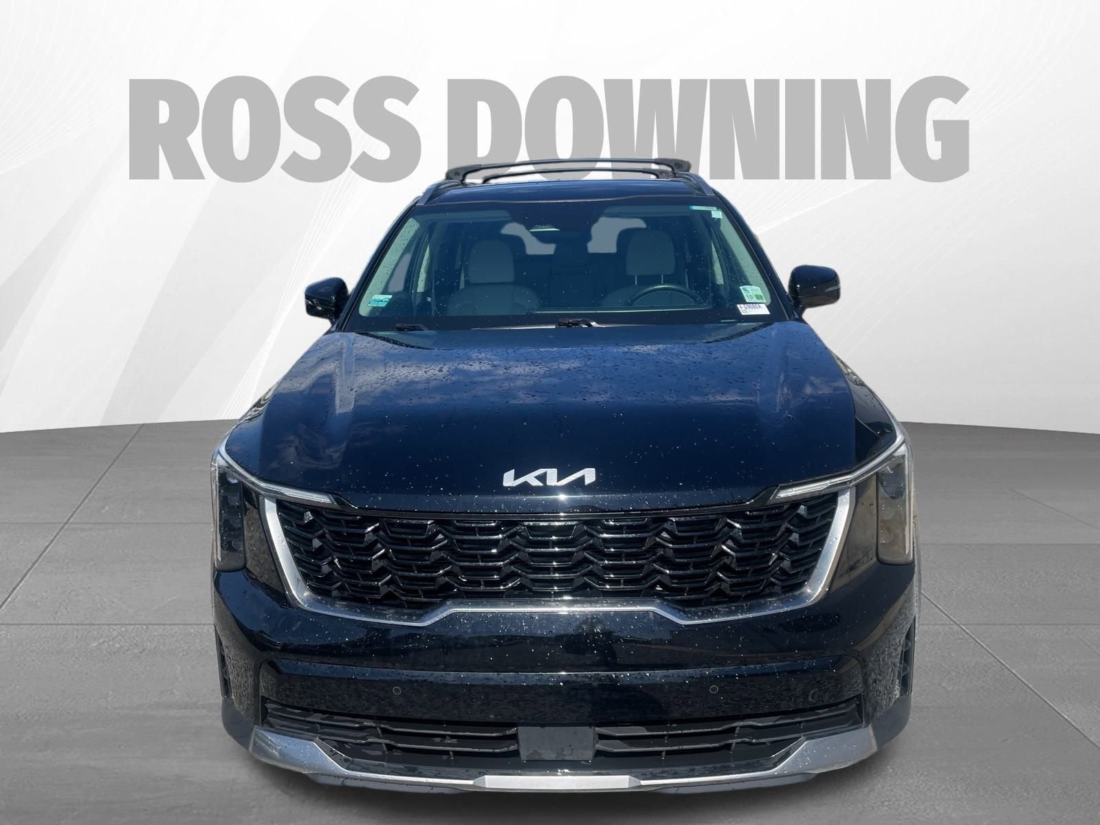Used 2025 Kia Sorento S w/ Panoramic Sunroof Package image 2