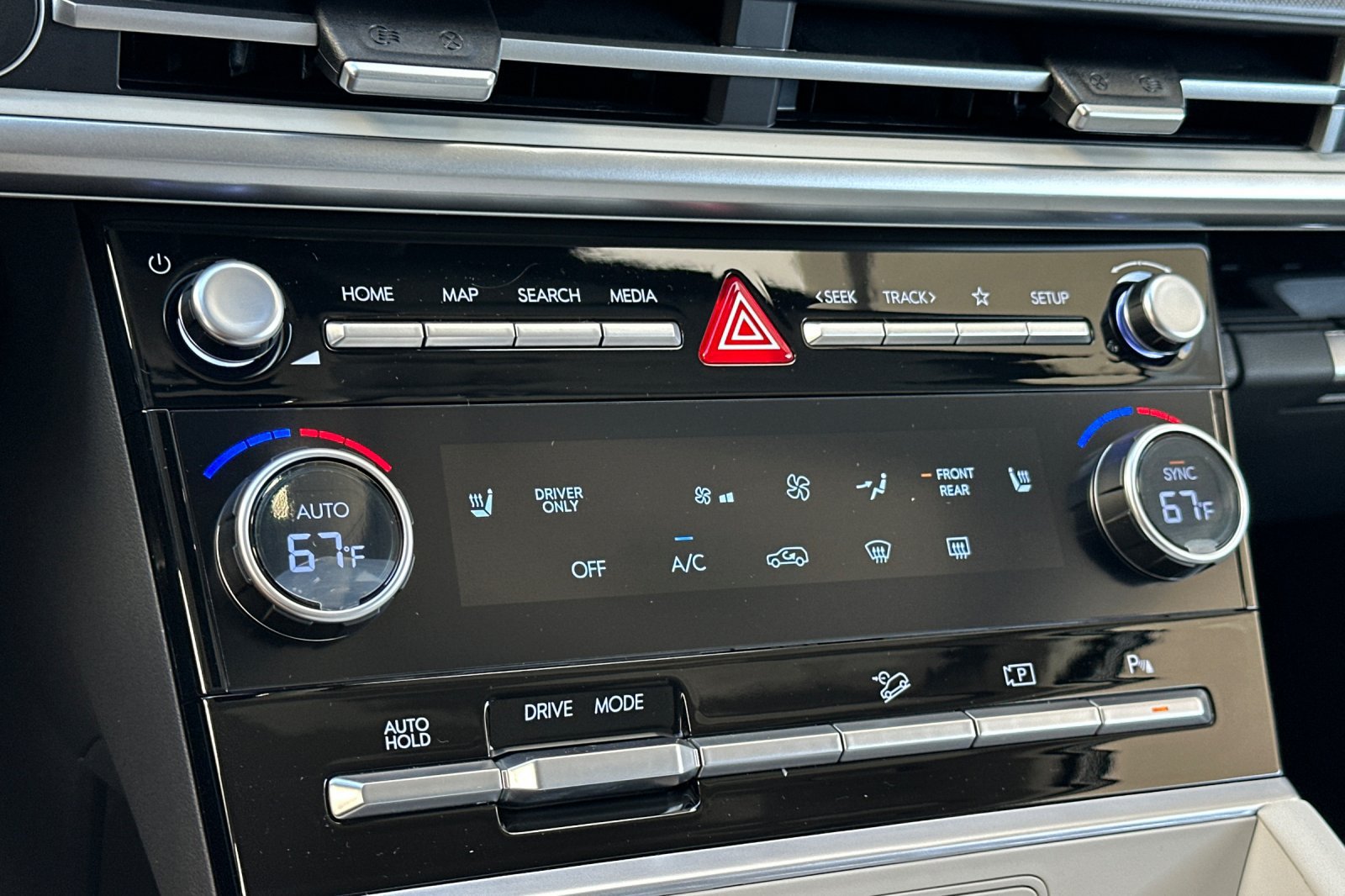 New 2027 Hyundai Santa Fe SEL FWD image 20