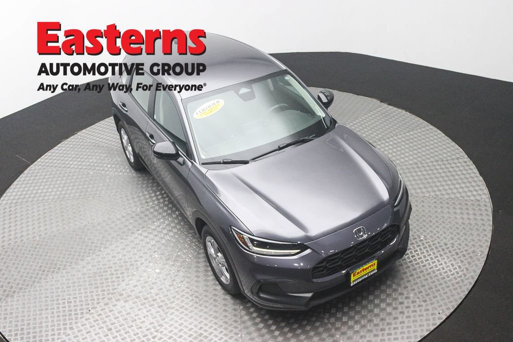 Used 2023 Honda HR-V LX image 3