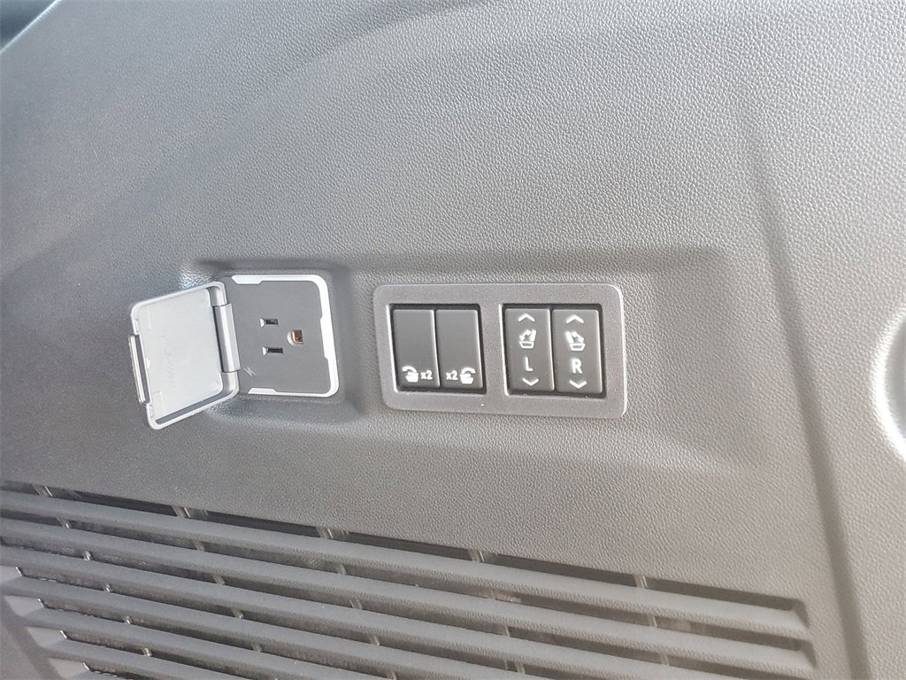 New 2026 Chevrolet Tahoe Premier image 7