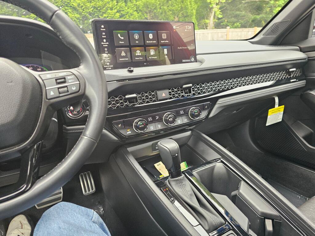 Certified 2025 Honda Accord Sport image 30