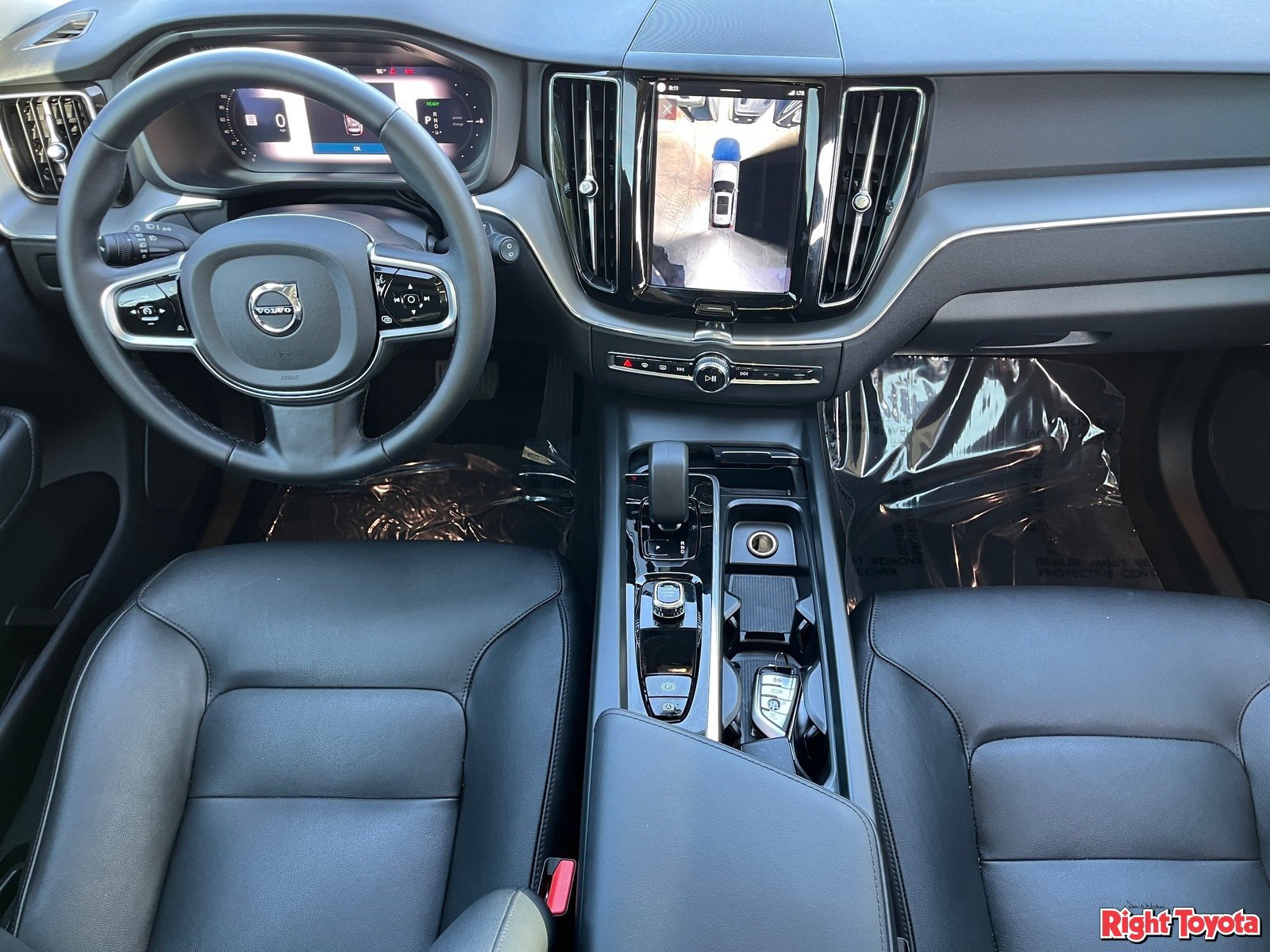 Used 2025 Volvo XC60 T8 Plus AWD/4WD image 15