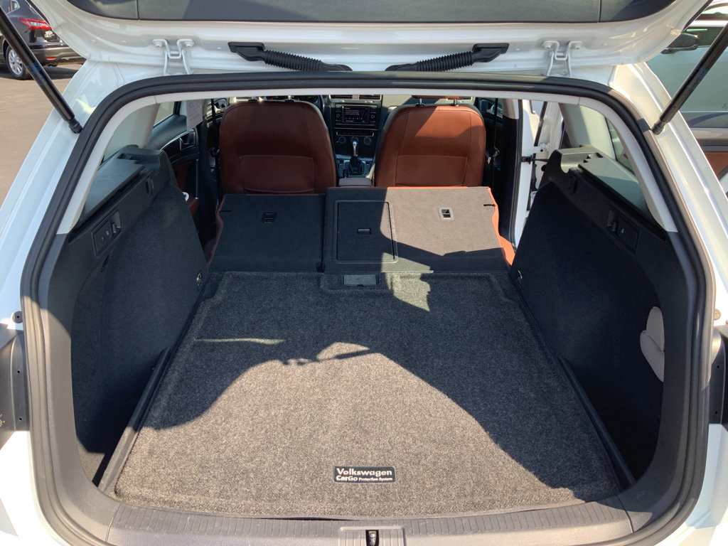Used 2019 Volkswagen Golf Alltrack S AWD/4WD image 10