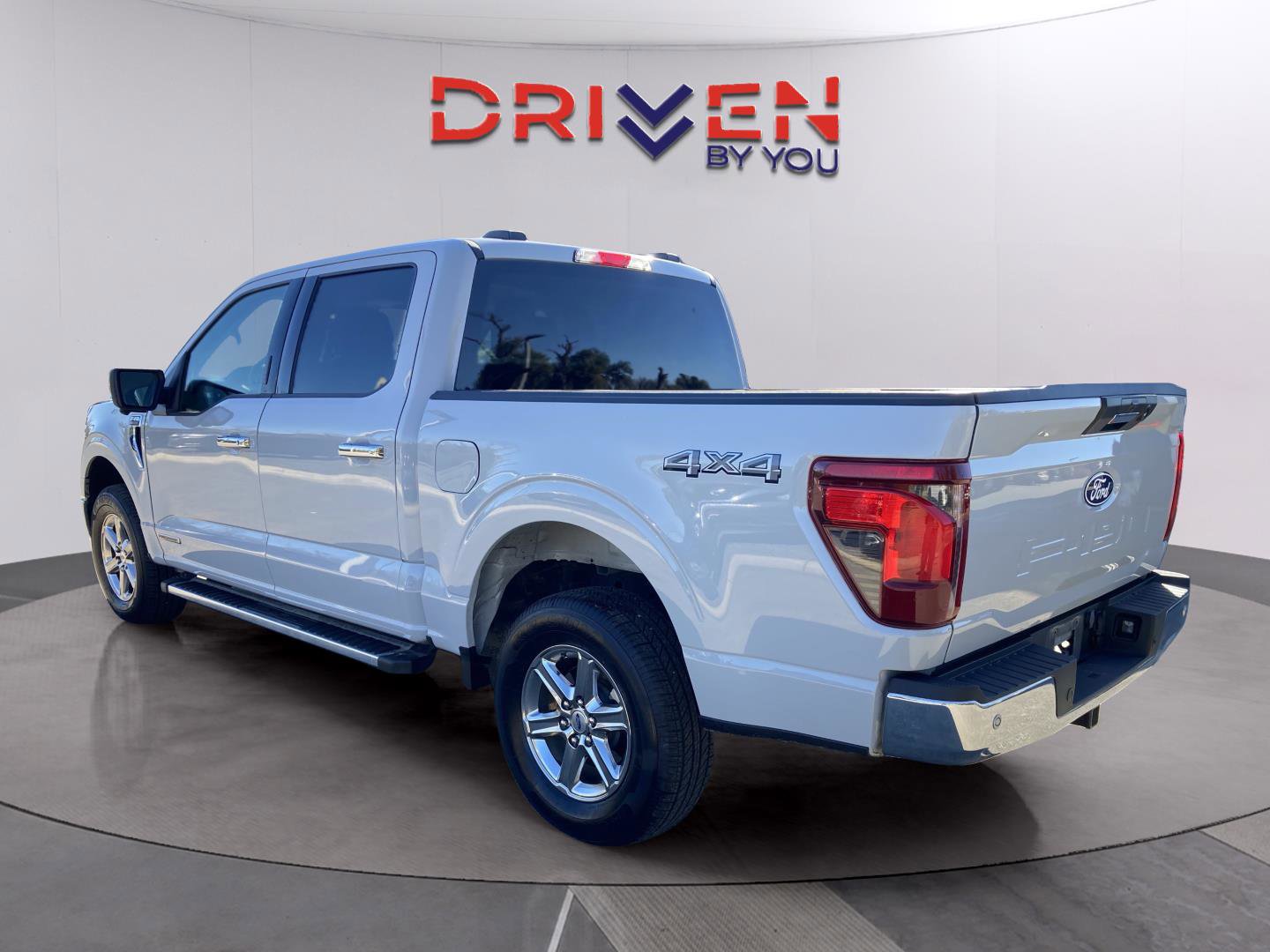 Used 2024 Ford F150 XLT w/ Mobile Office Package image 4