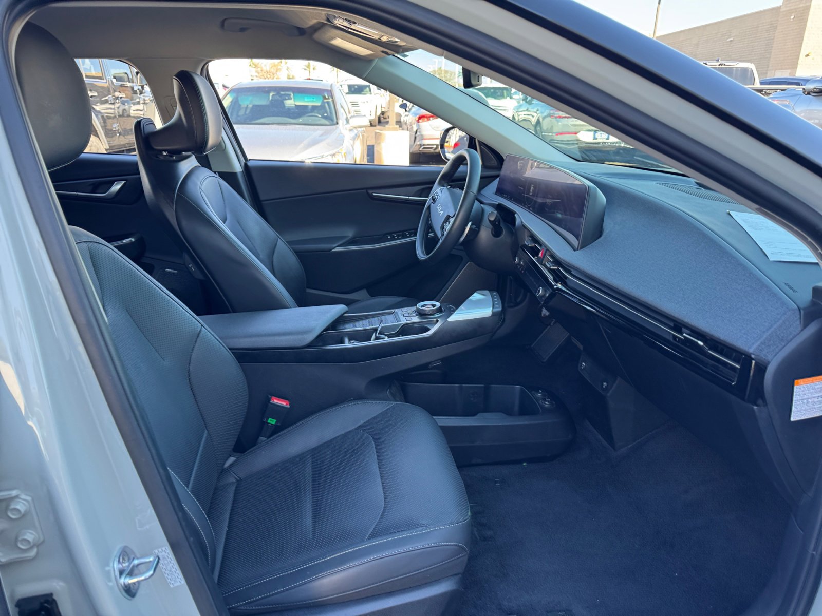 Used 2022 Kia EV6 Wind image 19