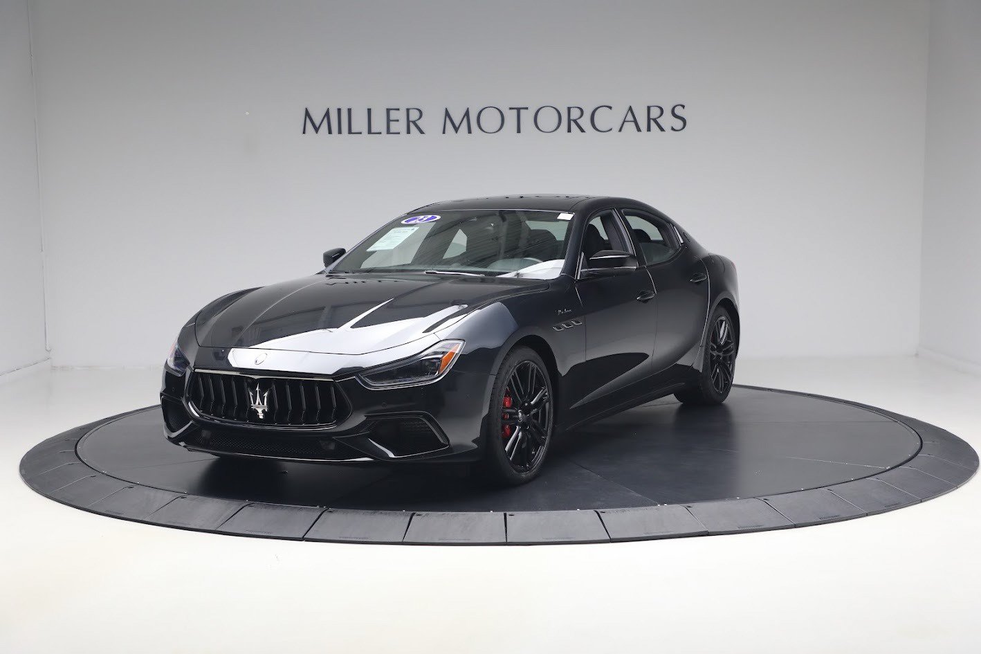 Certified 2023 Maserati Ghibli Modena Q4 AWD/4WD image 2