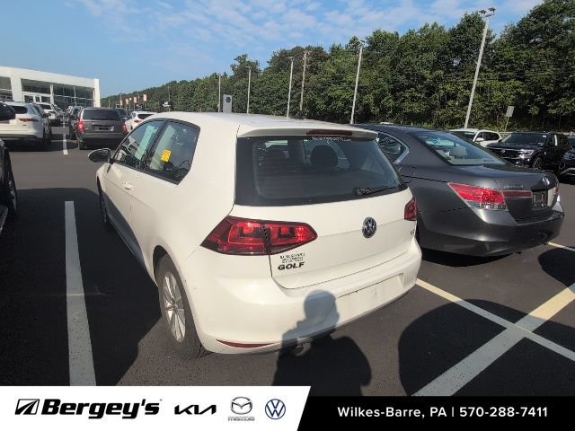 Used 2015 Volkswagen Golf S FWD image 10