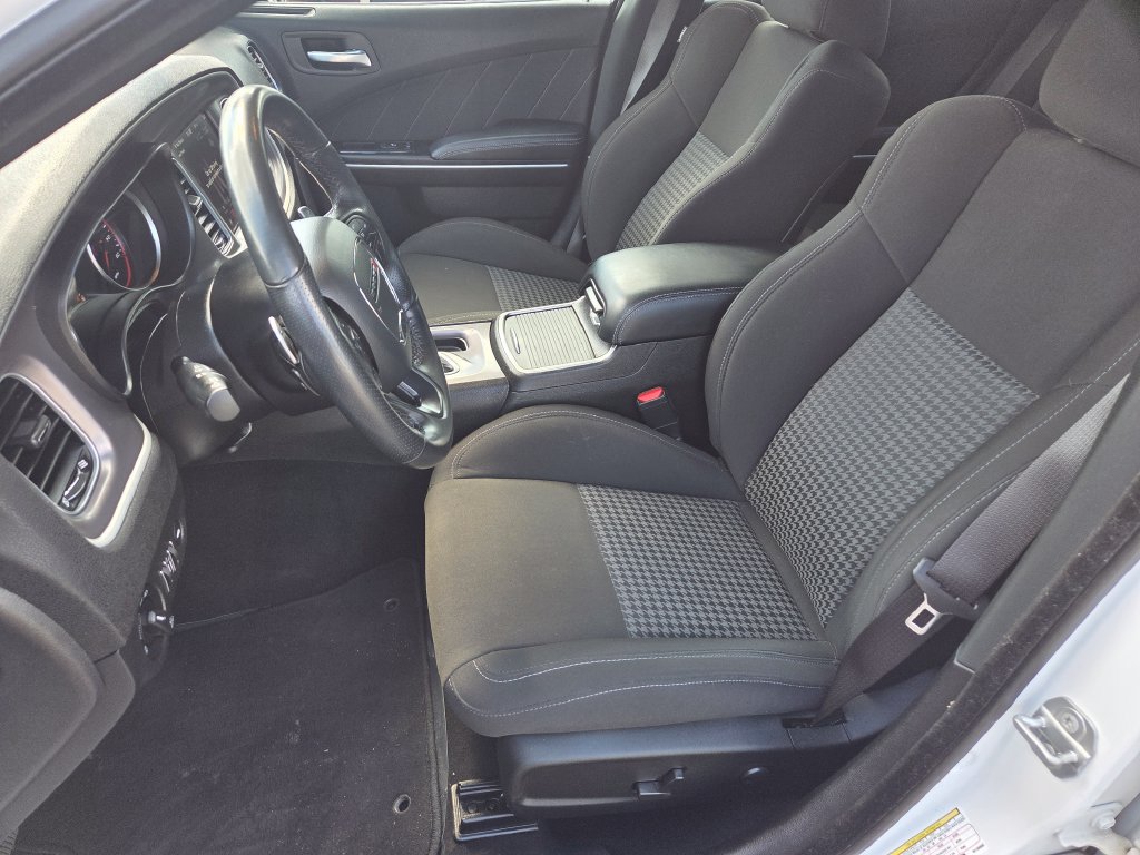 Used 2022 Dodge Charger R/T RWD image 24