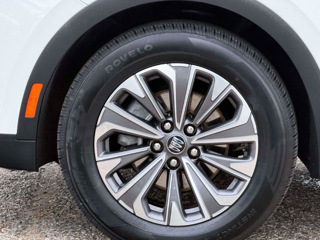 Used 2024 Buick Envision Preferred AWD/4WD image 9