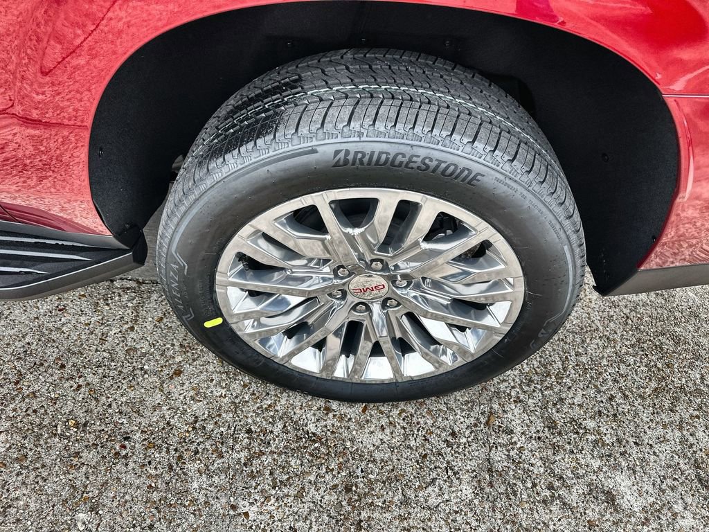 New 2026 GMC Yukon XL Denali w/ Advanced Technology Package image 12