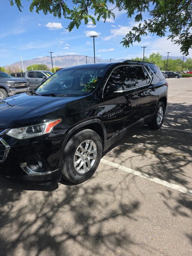 Used 2019 Chevrolet Traverse LT AWD/4WD image 3