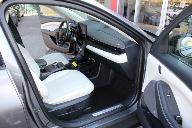 Used 2021 Ford Mustang Mach-E Premium image 34