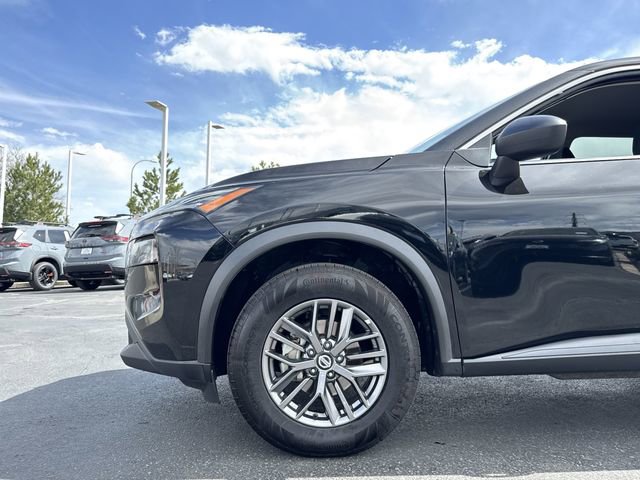 Used 2021 Nissan Rogue S AWD/4WD image 28