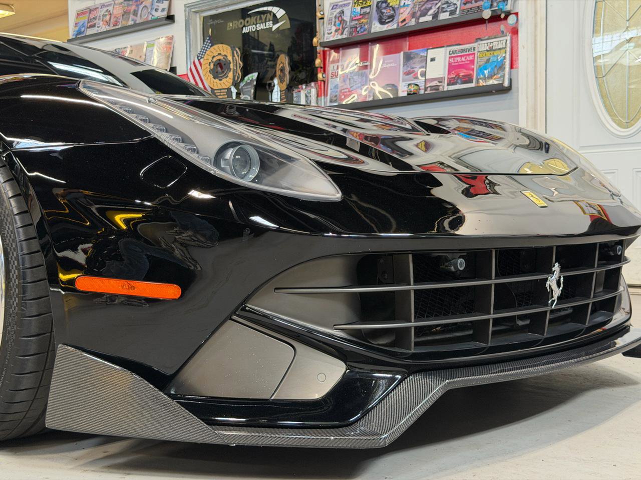 Used 2013 Ferrari F12 Berlinetta RWD image 30