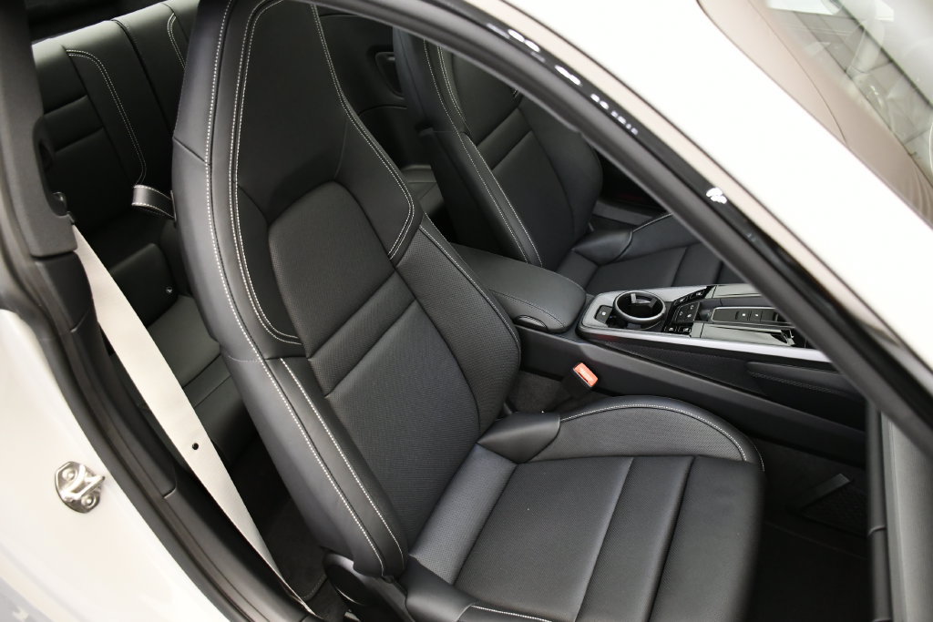 Certified 2026 Porsche 911 Carrera RWD image 48