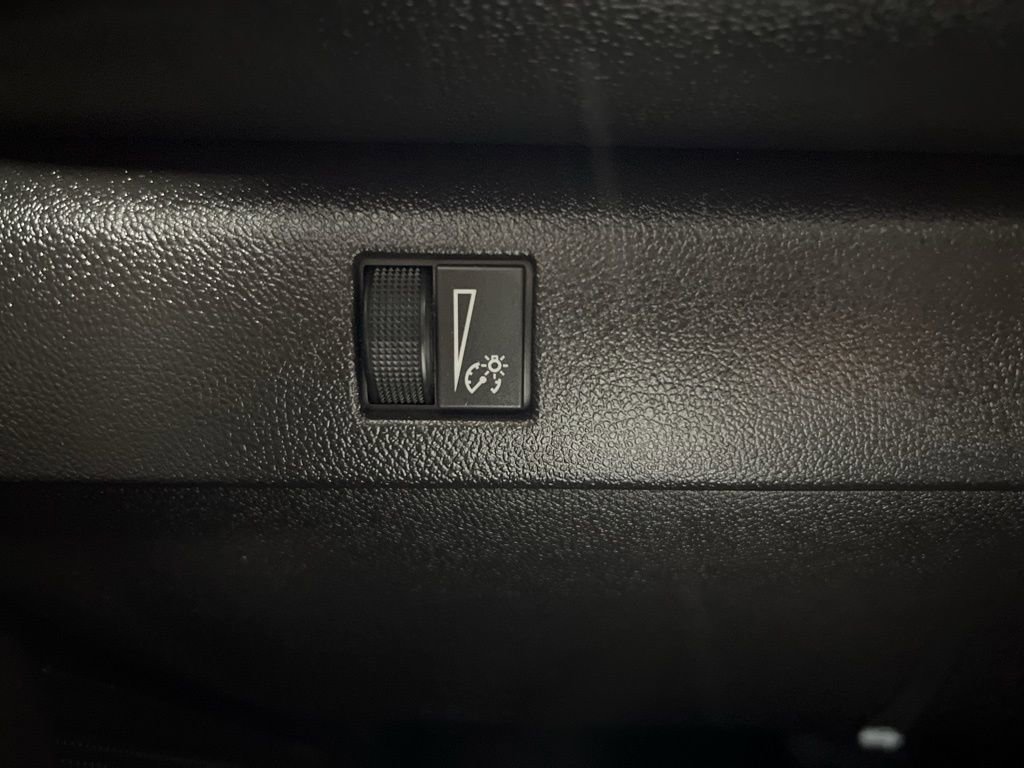 Used 2024 Chevrolet Colorado LT w/ LT Convenience Package image 42