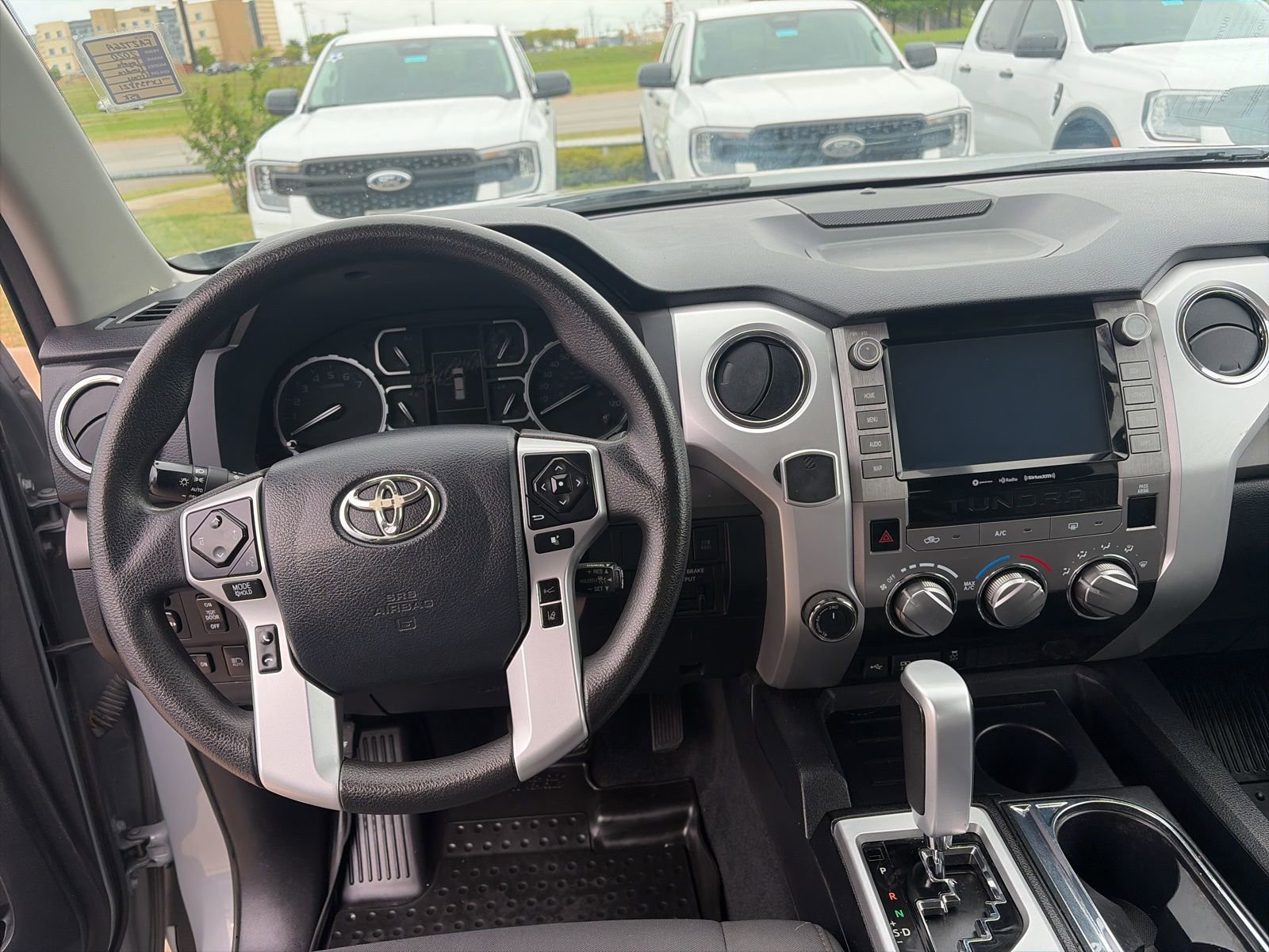 Used 2020 Toyota Tundra SR5 w/ SR5 Upgrade Package image 15