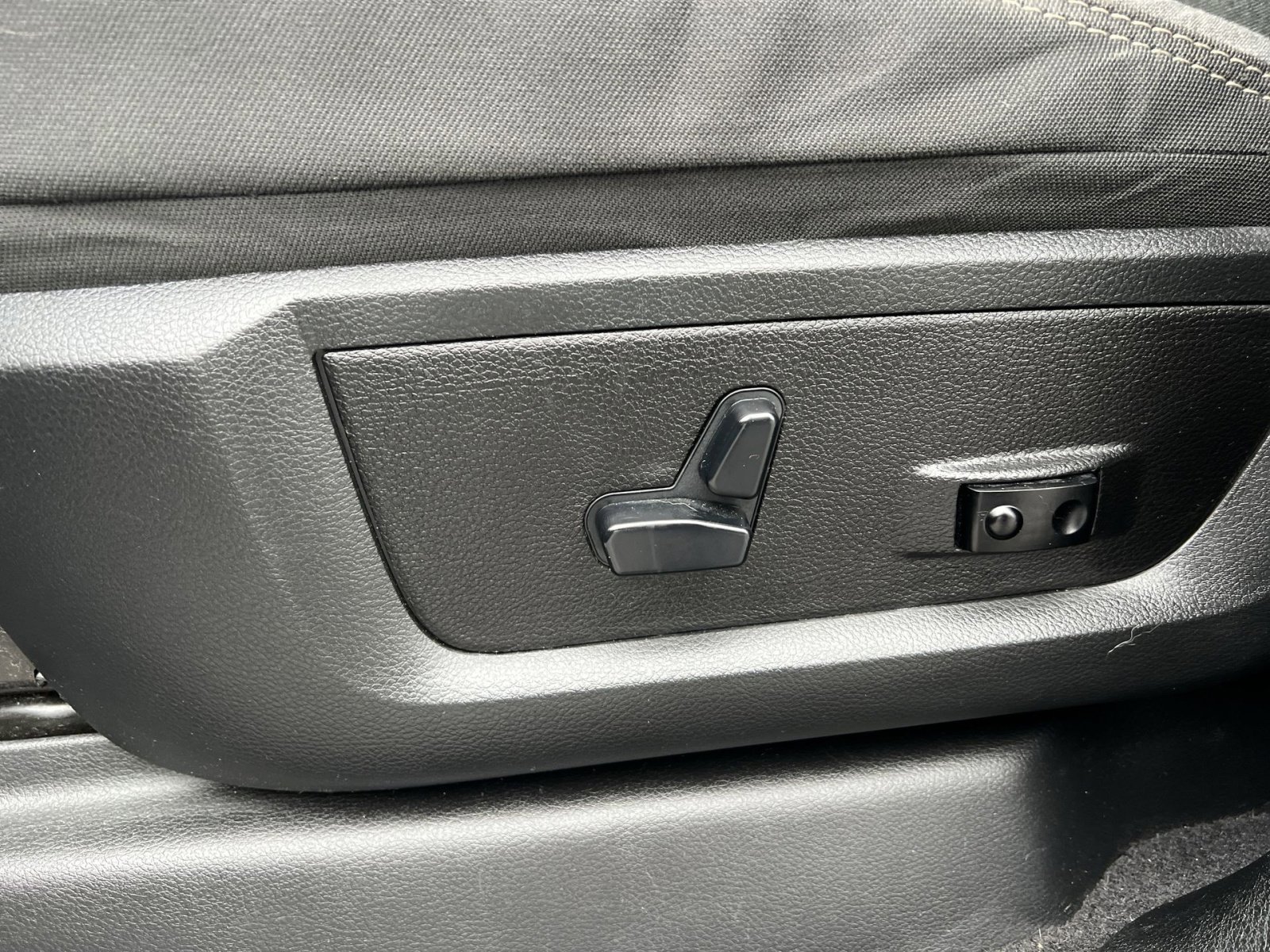 Used 2020 RAM 2500 Big Horn w/ Level 1 Equipment Group image 14