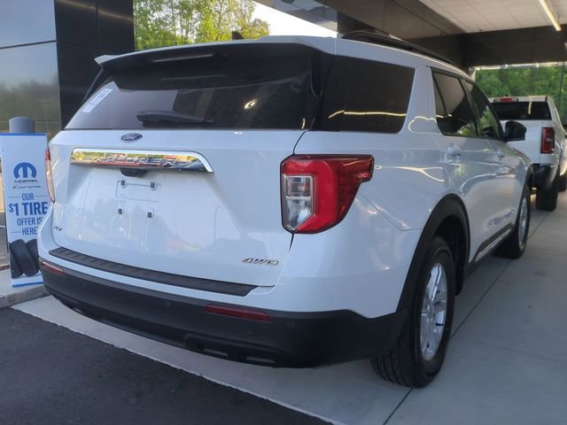 Used 2023 Ford Explorer XLT AWD/4WD image 9
