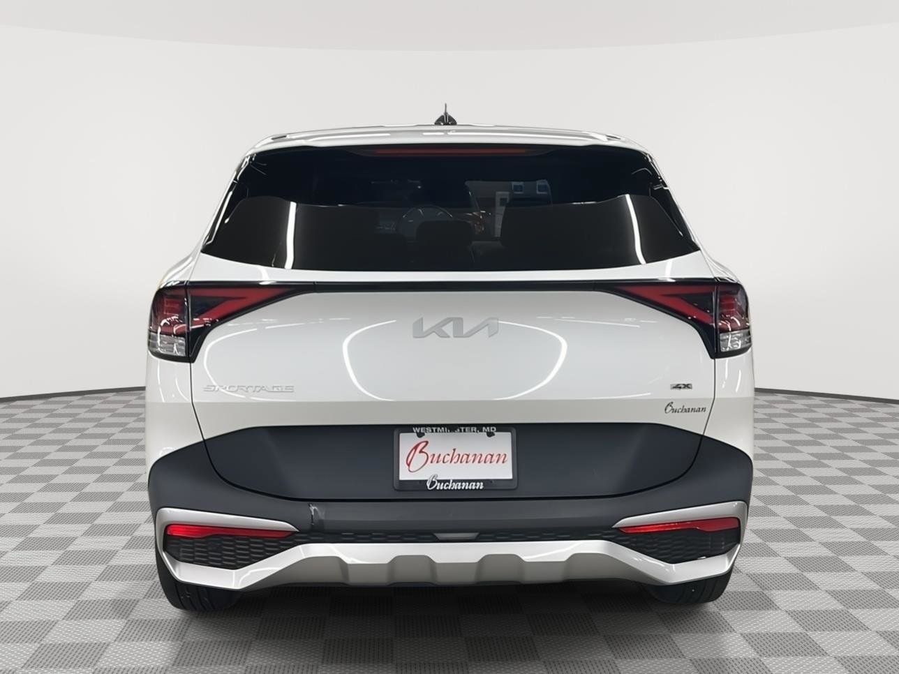 Used 2023 Kia Sportage LX image 6