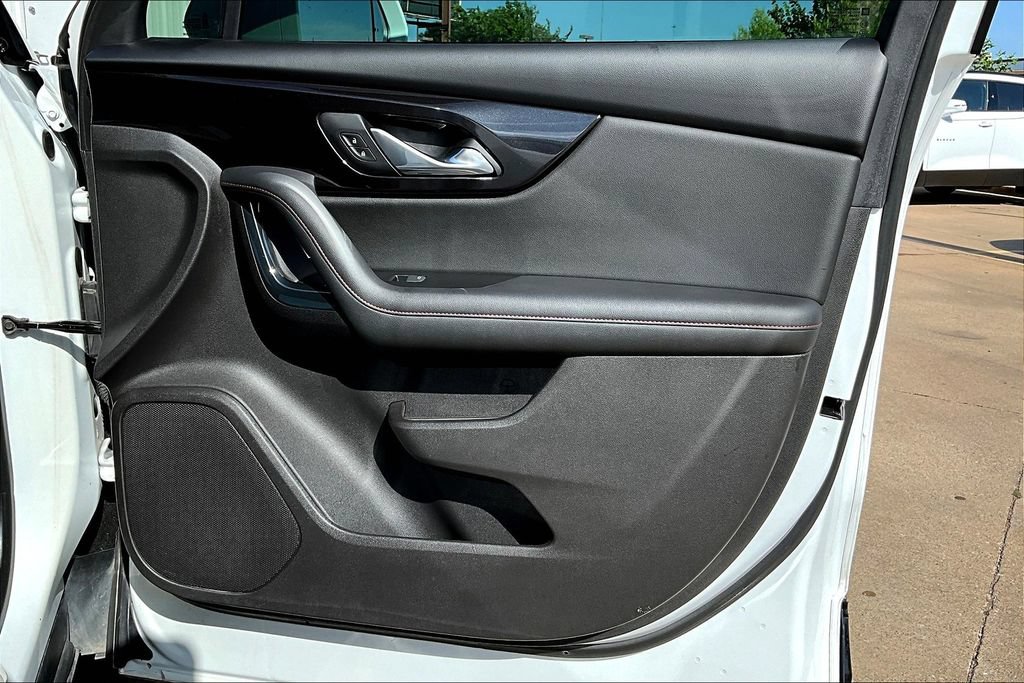 Used 2019 Chevrolet Blazer RS w/ Sun and Wheels Package FWD image 23